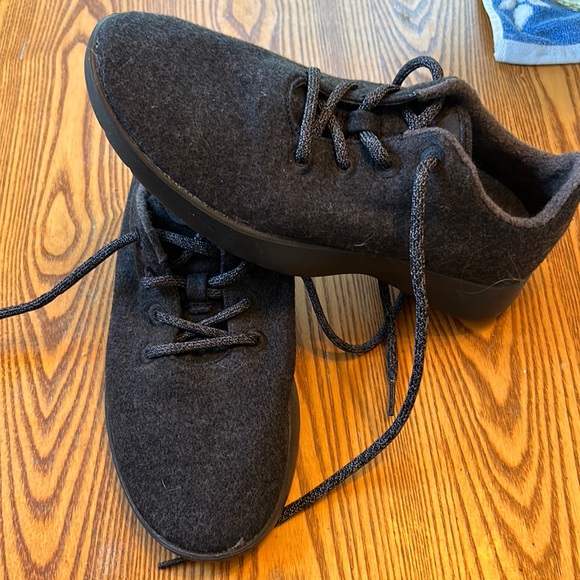 Allbird Wool Runners Unisex, (M7) (W9) - Picture 2 of 6